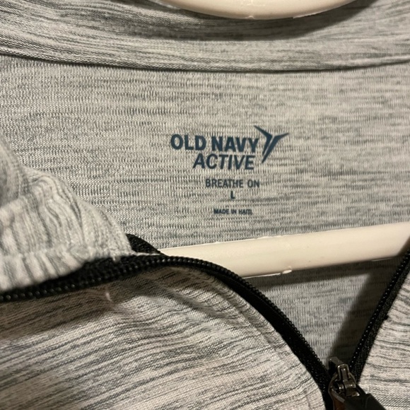 Old Navy Active Medium Grey Heather Size Large Breathe On Long Sleeve Pullover - Picture 4 of 8